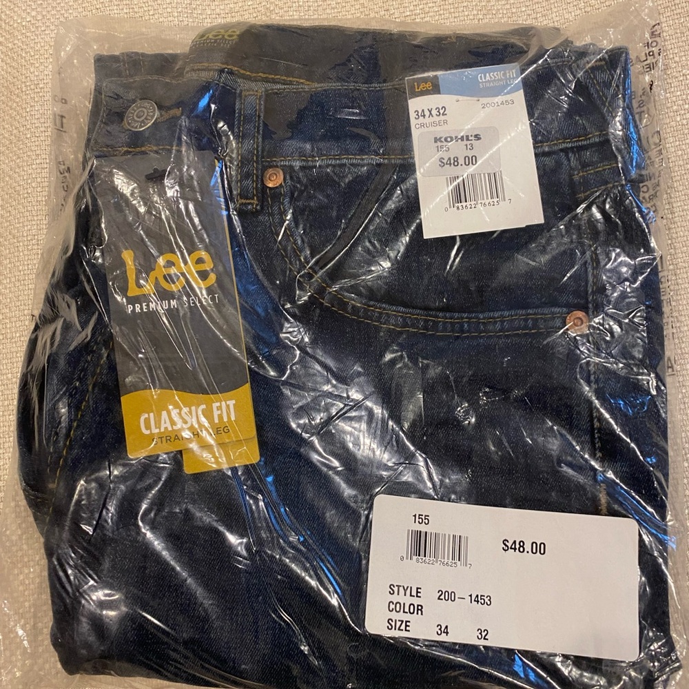 Lee Men's Relaxed Fit Jeans - Deep Blue. NWT. 34 W. 32L